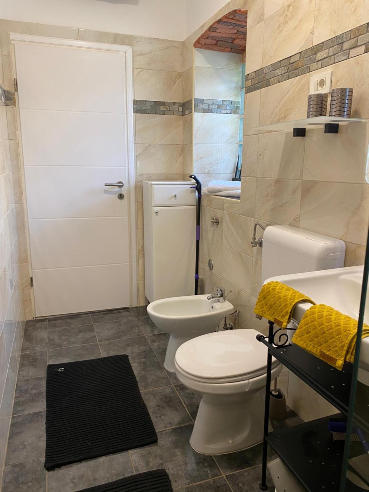 Apartman "Almond House 2" Pula Bagian luar foto